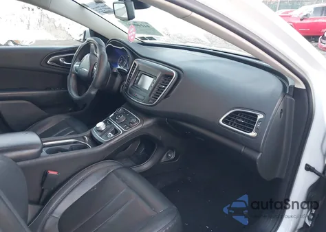 2015 Chrysler 200 Limited z USA, uszkodzony, nr VIN 1C3CCCAB4FN576602